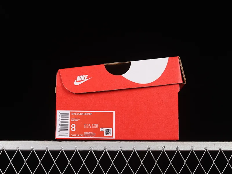 All Categories Nk SB Dunk Series Nk SB Dunk Low Low-top sneakers Nk SB Dunk Low Qatar World Cup themed SB low-top sports and leisure sneakers CU1726-777